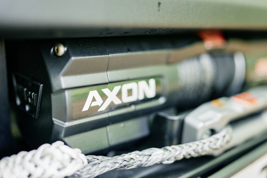 Axon Seilwinde am Suzuki Jimny GJ/HJ