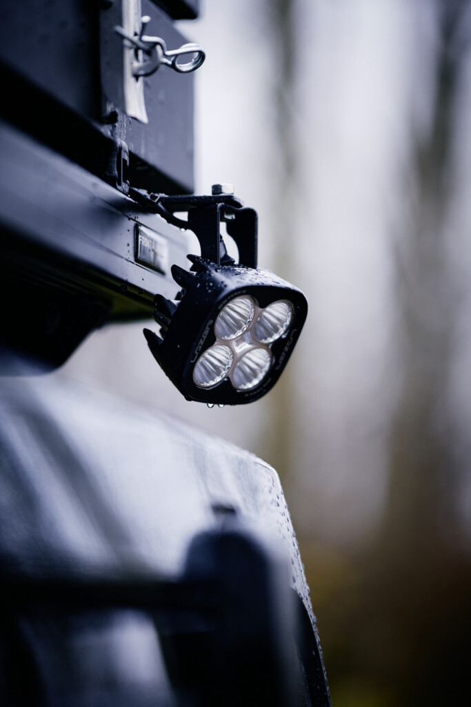 Lazer Utility Arbeitsscheinwerfer am Heck des Jeep Wrangler
