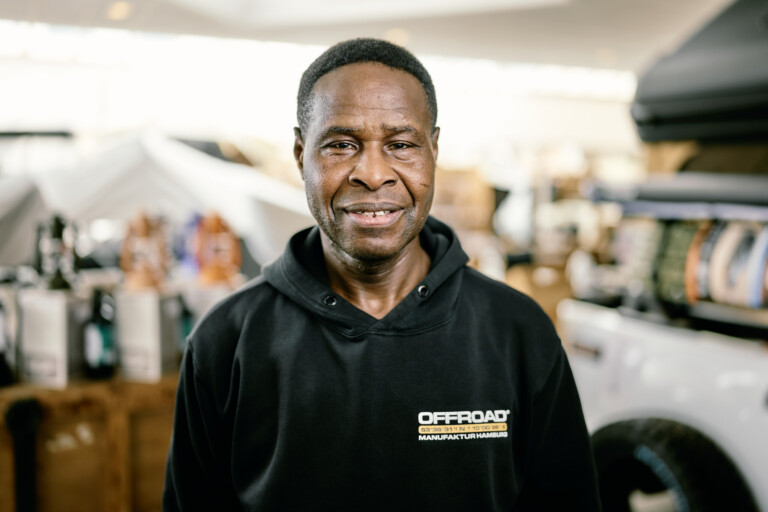 Charles, mechanic in the Offroad Manufaktur Hamburg team