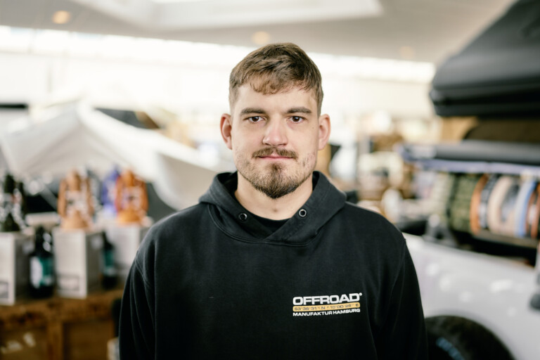 Paddy, mechanic in the Offroad Manufaktur Hamburg team