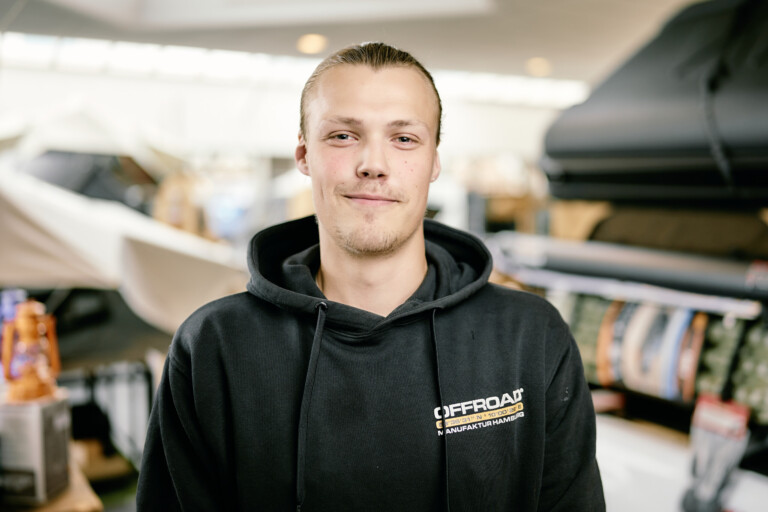Lovis, mechanic in the Offroad Manufaktur Hamburg team