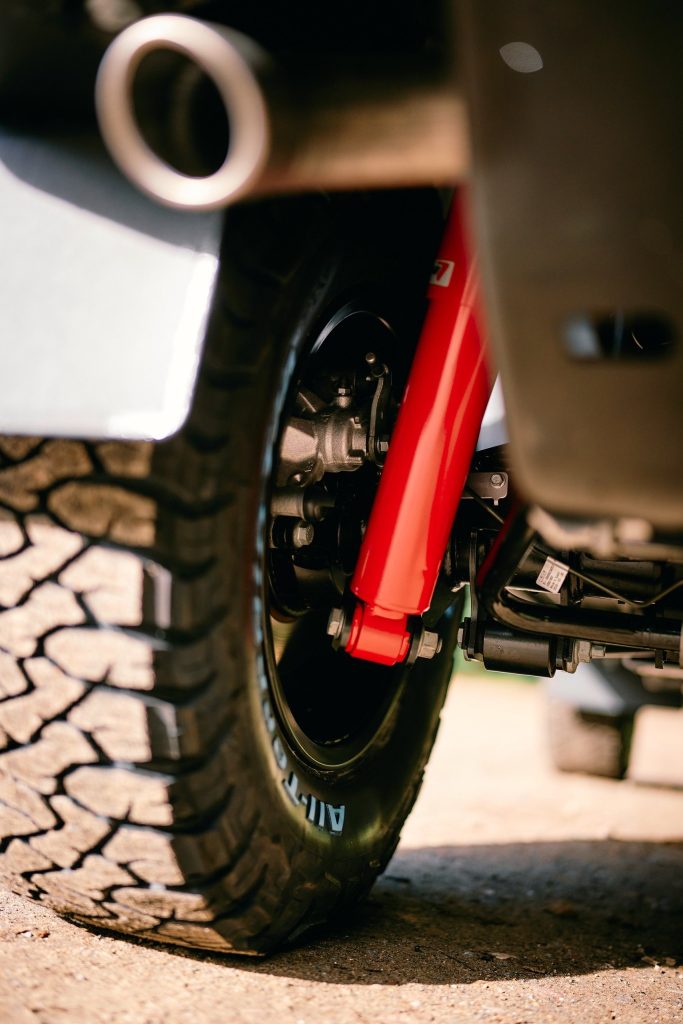 Koni Dämpfer und BFGoodrich KO3 am Vorderrad